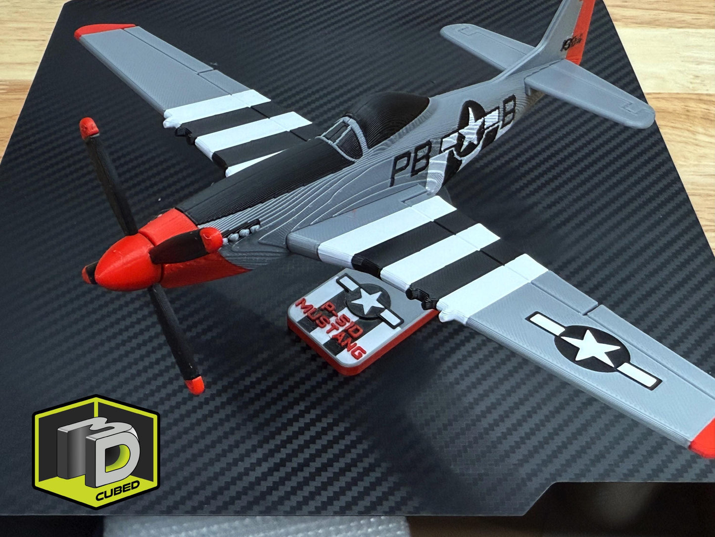 P-51D Mustang Model Kit – WWII Fighter Plane – DIY Aircraft Display with Stand – Aviation Collectible