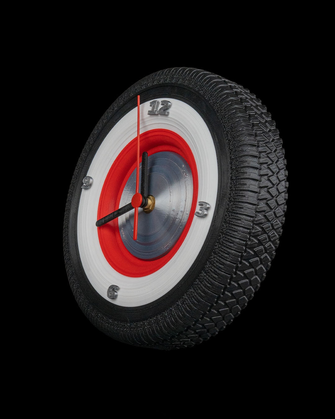 Vintage Whitewall Tire Wall Clock – Classic Car Wheel Design image 2