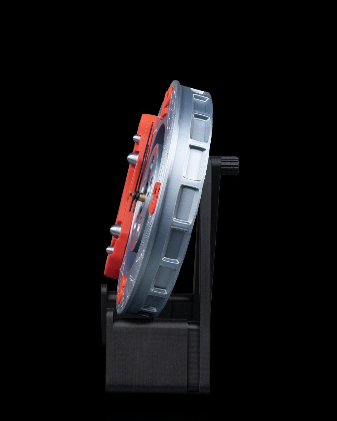 Brake Rotor & Caliper Wall Clock – Disc Brake Garage Decor with Personalized Caliper