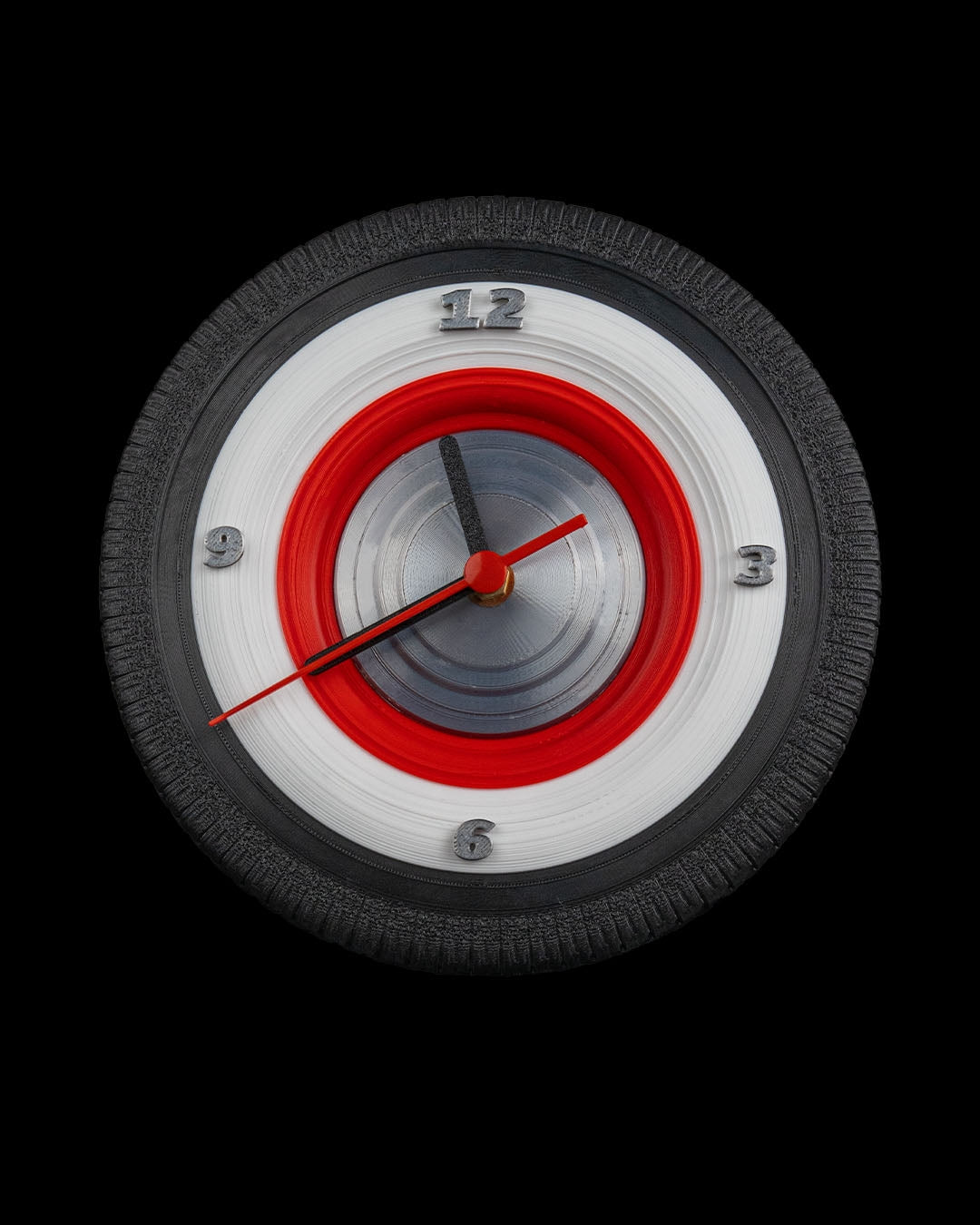 Vintage Whitewall Tire Wall Clock – Classic Car Wheel Design image 3