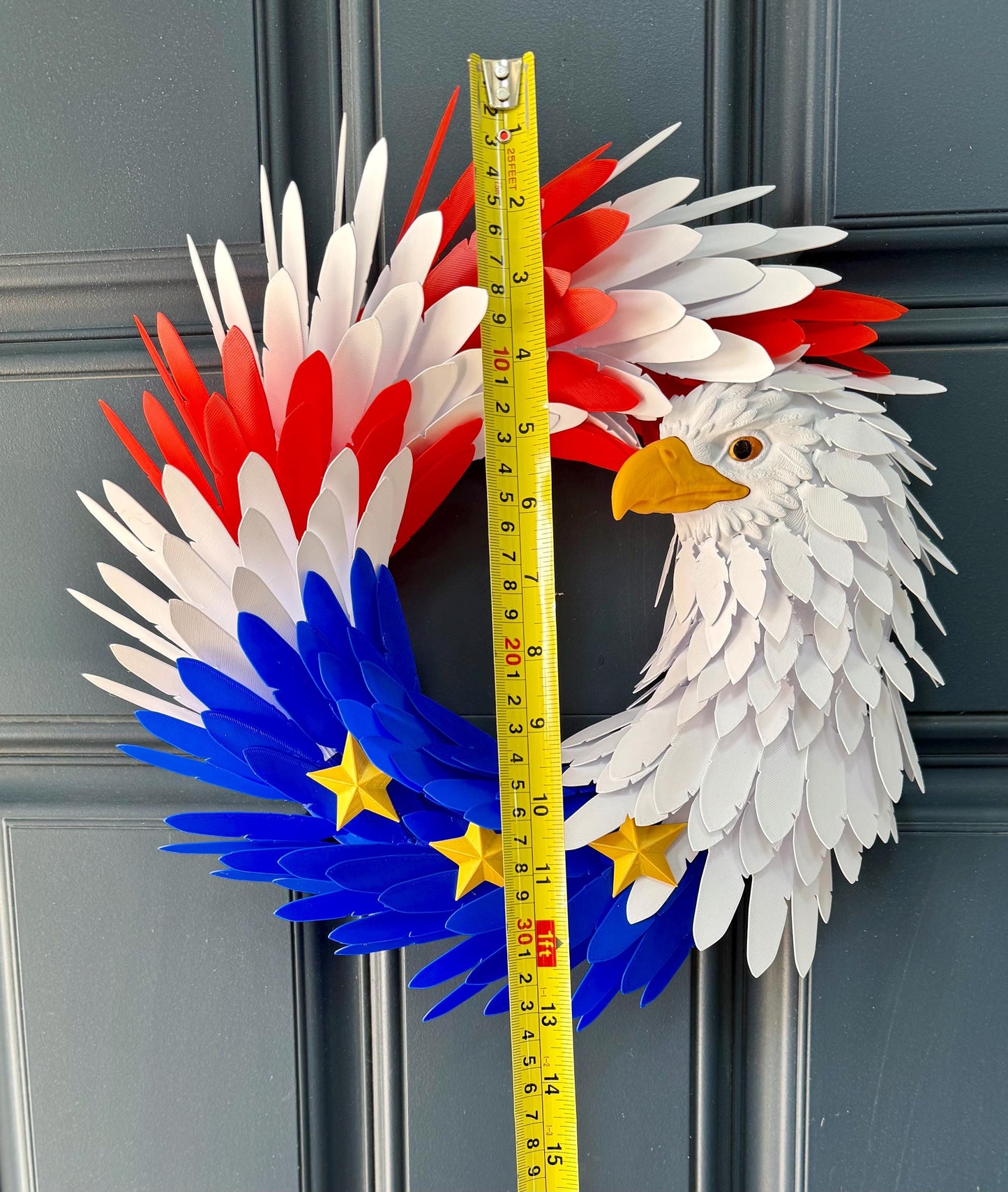 Bald Eagle Patriotic Wreath – USA Flag Eagle Decor – Indoor / Outdoor Wall Display