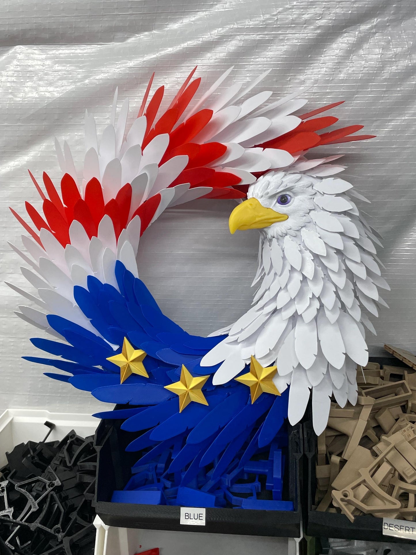 Bald Eagle Patriotic Wreath – USA Flag Eagle Decor – Indoor / Outdoor Wall Display