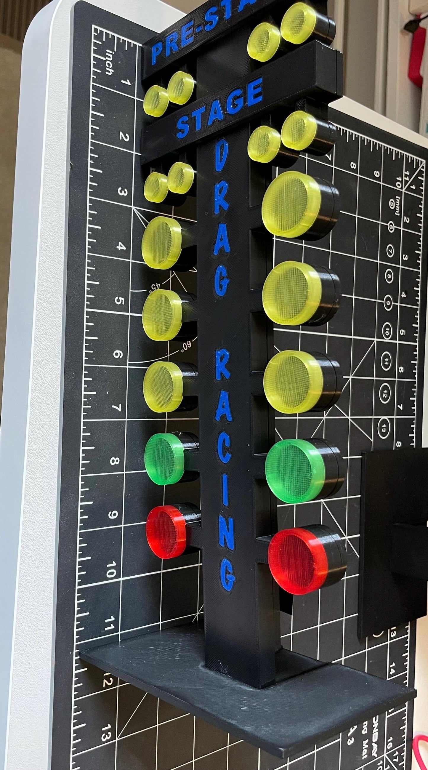 Drag Racing Christmas Tree Light – LED Desktop Drag Strip Tree Display