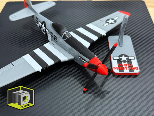 P-51D Mustang Model Kit – WWII Fighter Plane – DIY Aircraft Display with Stand – Aviation Collectible